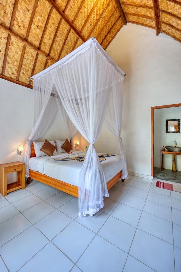 Ananta Bungalow Toyapakeh Exterior foto